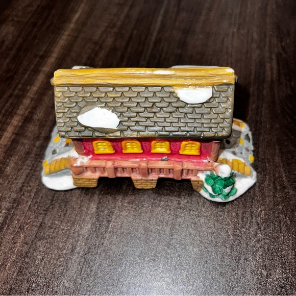 Cobblestone Corners 2004 Christmas Village Windham Heights Covered Bridge - Picture 3 of 5